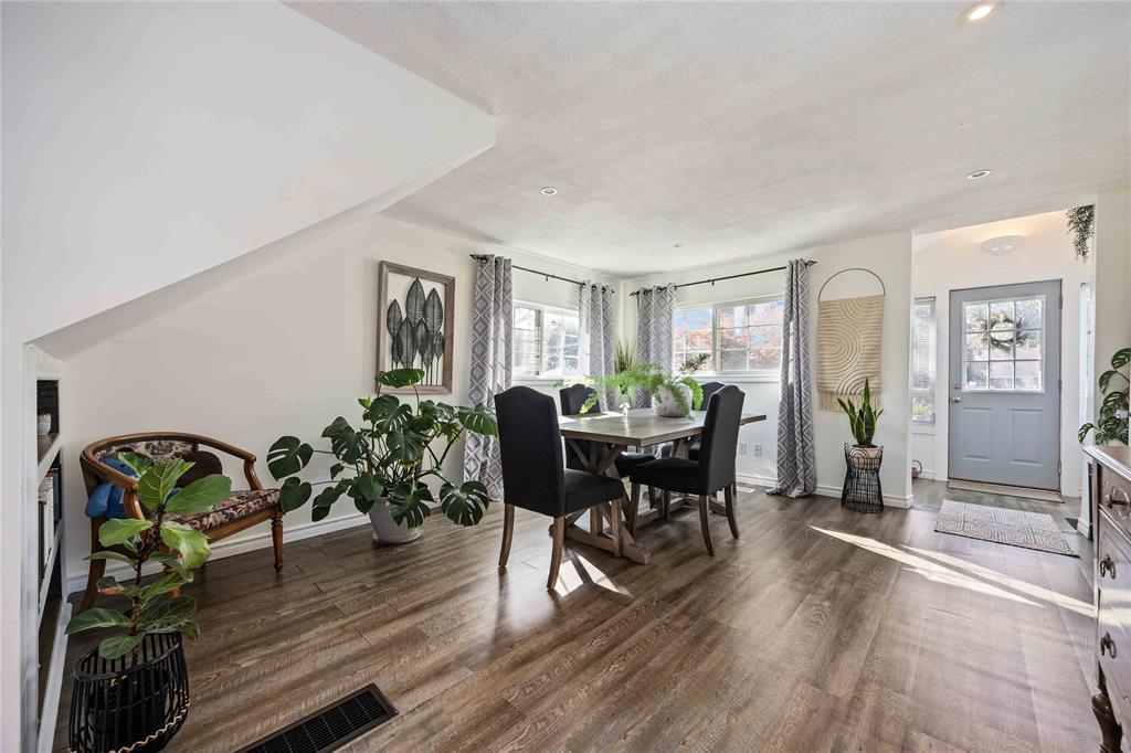 268 Hill Street, St Clair, ON