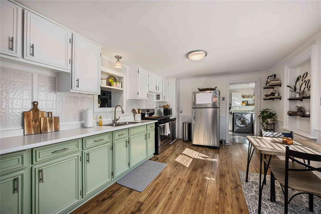 268 Hill Street, St Clair, ON