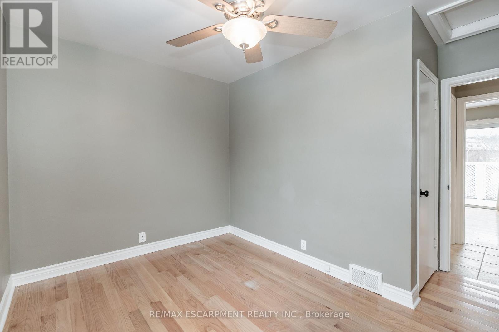 Second Bedroom - (Upper) - 317 King Street E, Hamilton, ON - Indoor Photo Showing Other Room