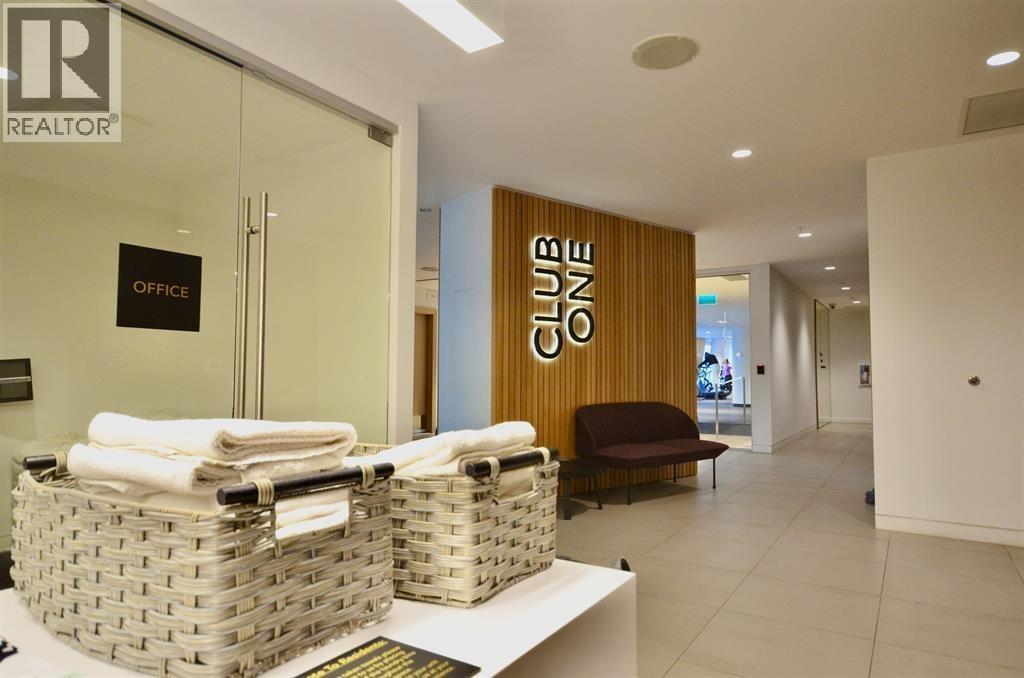 648 1281 Hornby Street, Vancouver, BC