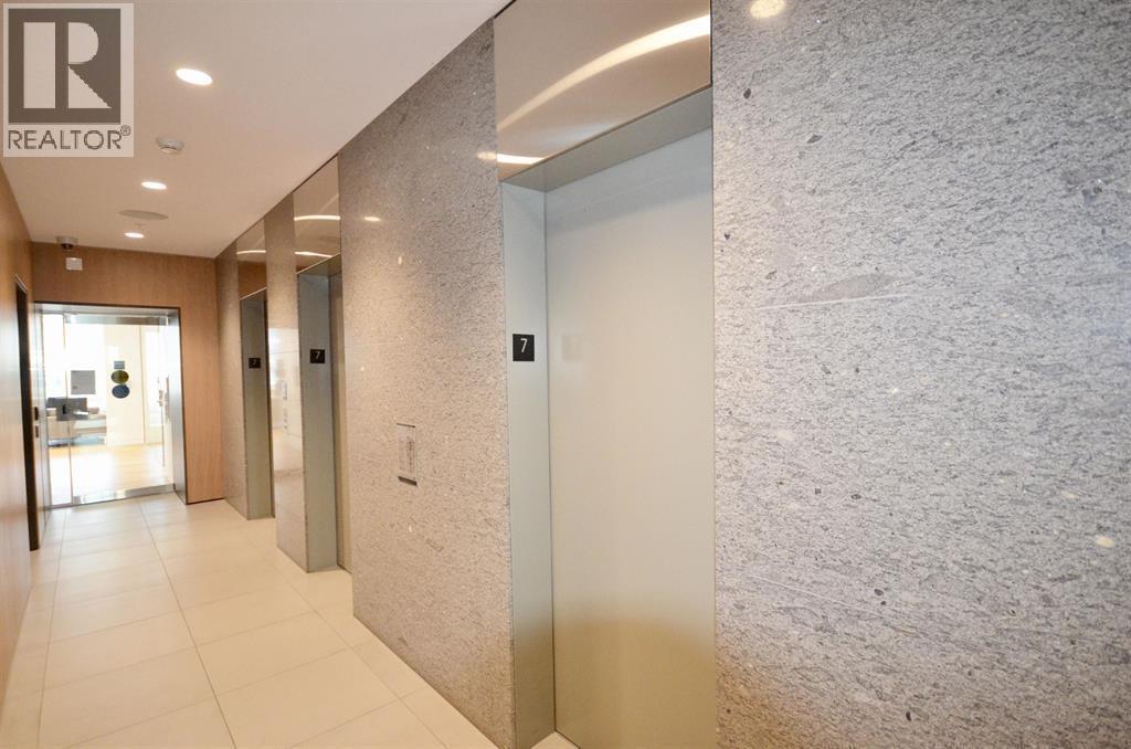 648 1281 Hornby Street, Vancouver, BC