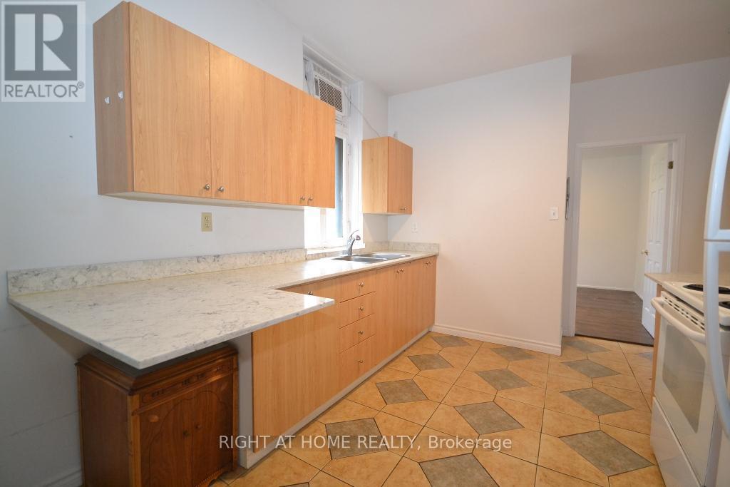 101 - 17 Marlborough Avenue, Ottawa, ON