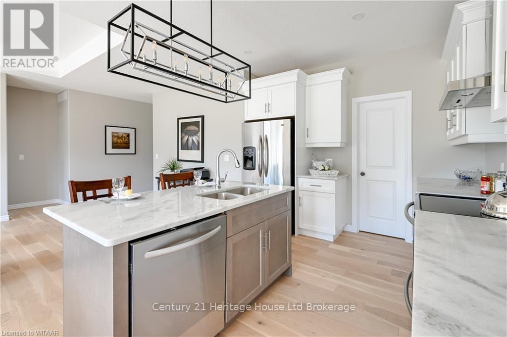 46 Matheson Crescent, East Zorra-Tavistock (Innerkip), ON - Indoor Photo Showing Kitchen With Double Sink