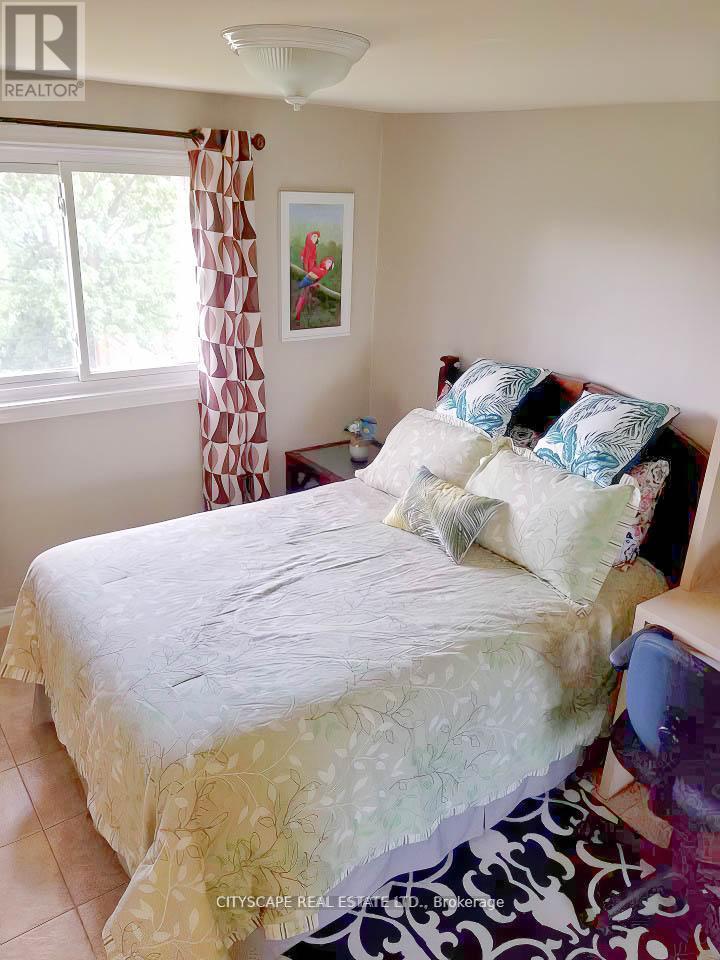 59 Romy Crescent, Thorold, ON - Indoor Photo Showing Bedroom