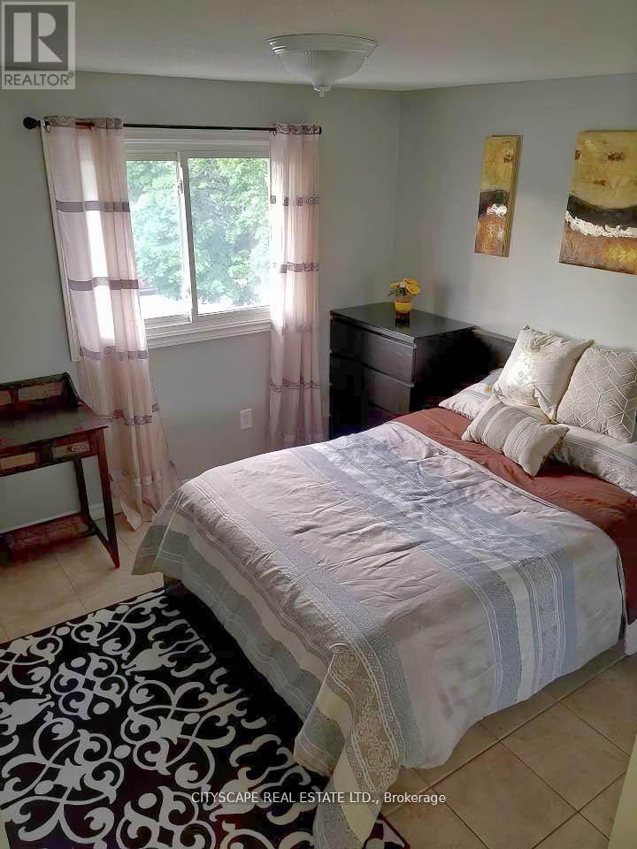 59 Romy Crescent, Thorold, ON - Indoor Photo Showing Bedroom