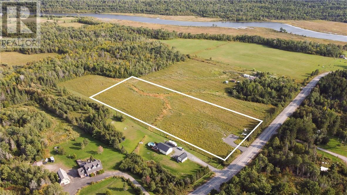 1733 Vermillion Lake (Part 1) Road, Chelmsford, ON