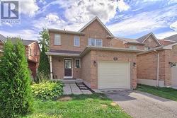 90 COVENT CRESCENT Aurora, ON L4G 6R1