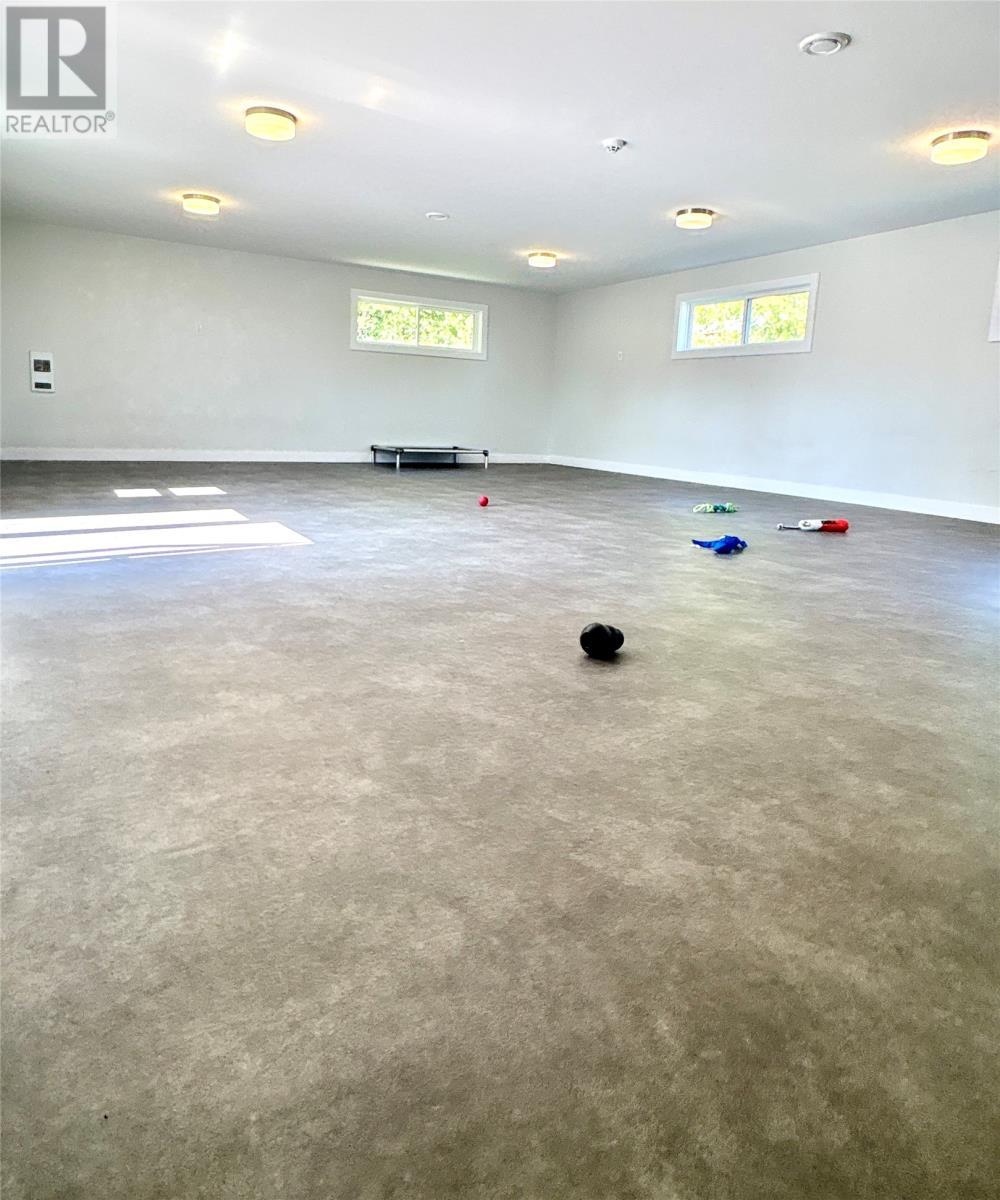 9 Church Road, Georges Brook-Milton, NL