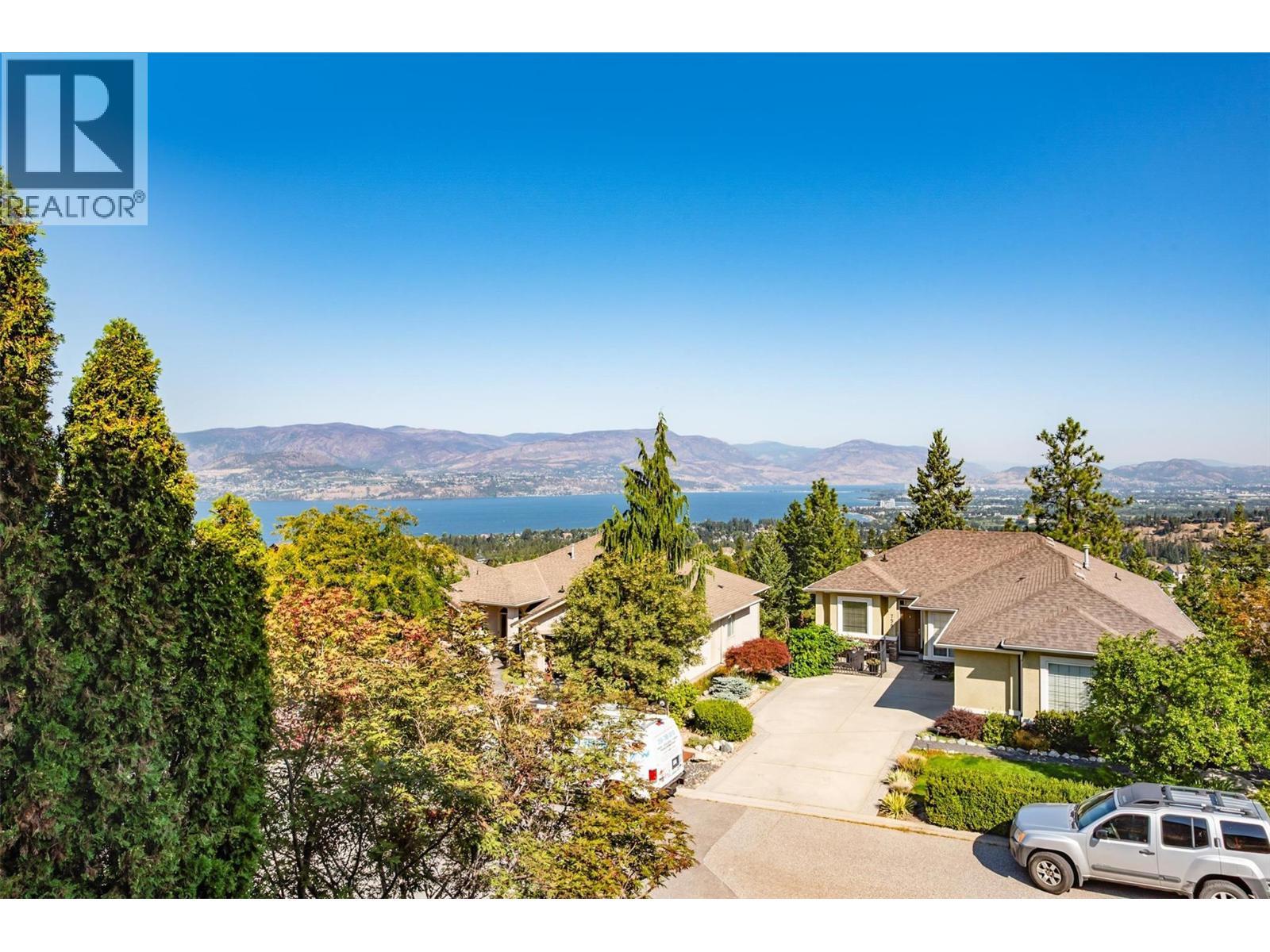 755 South Crest Drive, Kelowna, BC - Outdoor With View