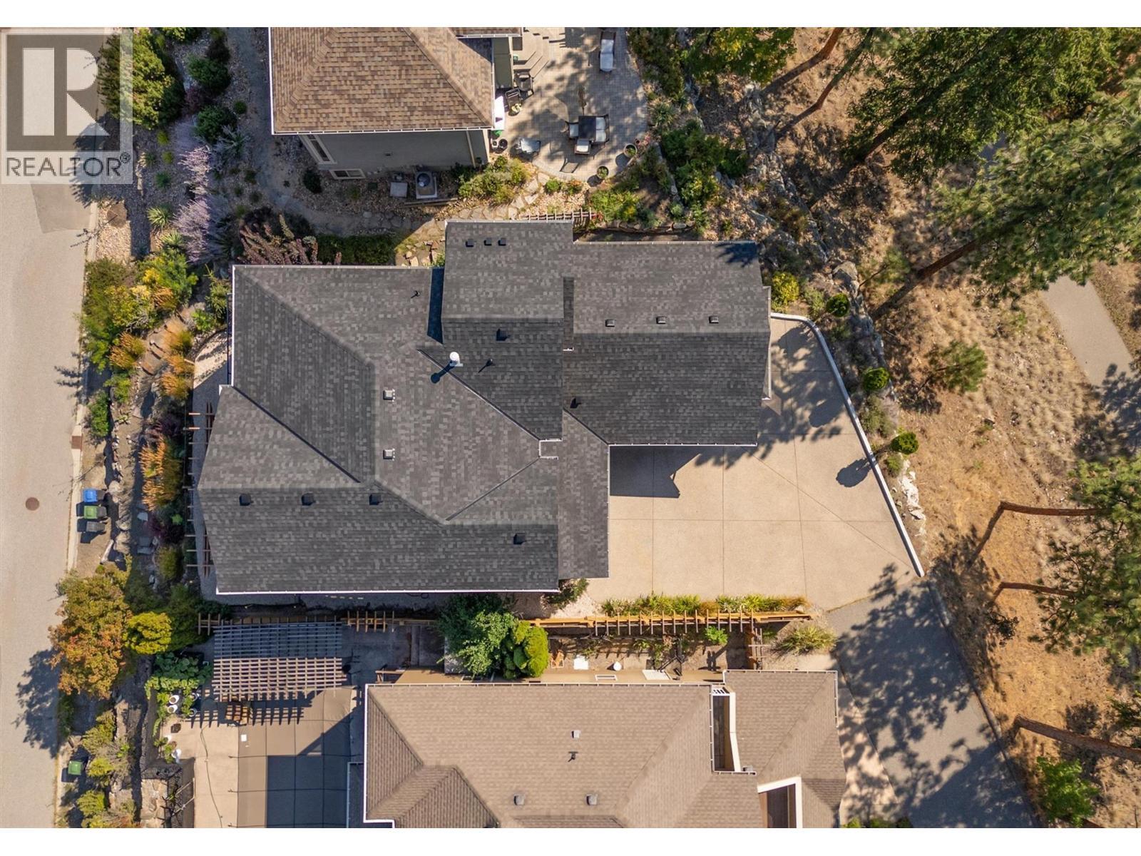 755 South Crest Drive, Kelowna, BC - Outdoor