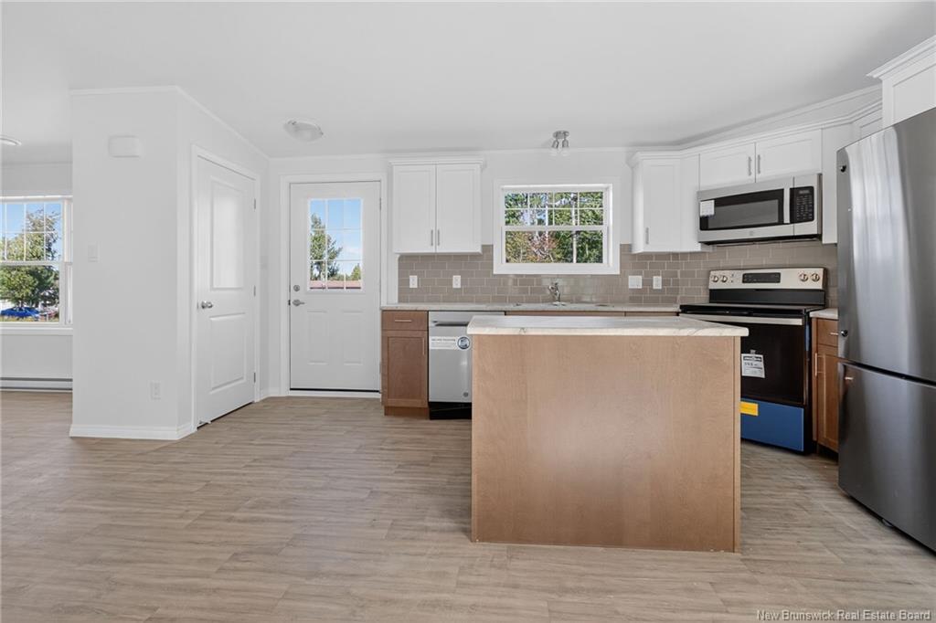 27 Dupuis Ave, Moncton, NB