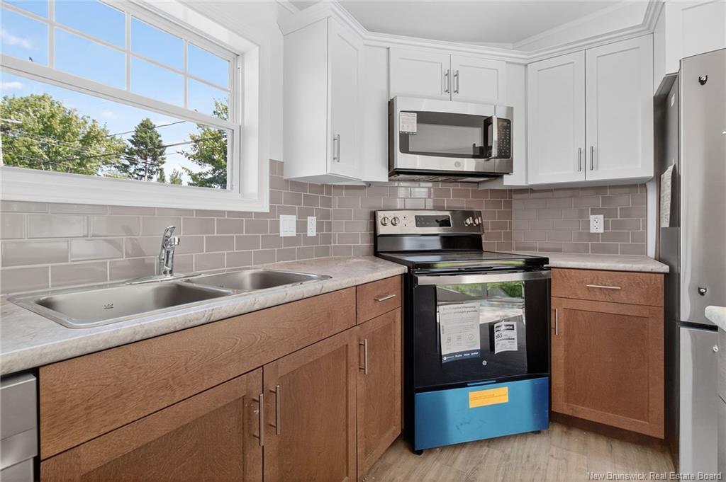 27 Dupuis Ave, Moncton, NB