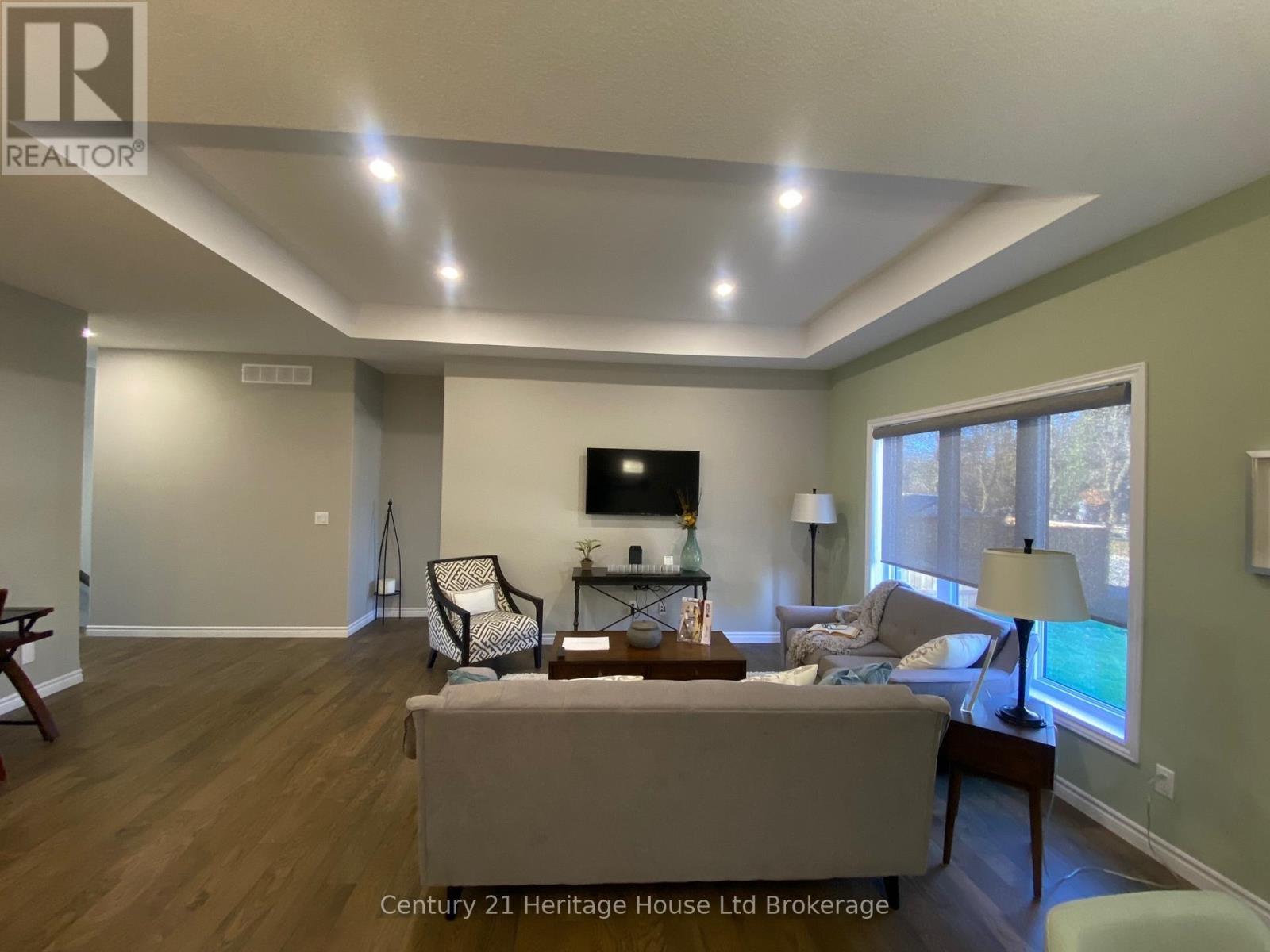 22 Matheson Crescent, East Zorra-Tavistock (Innerkip), ON - Indoor