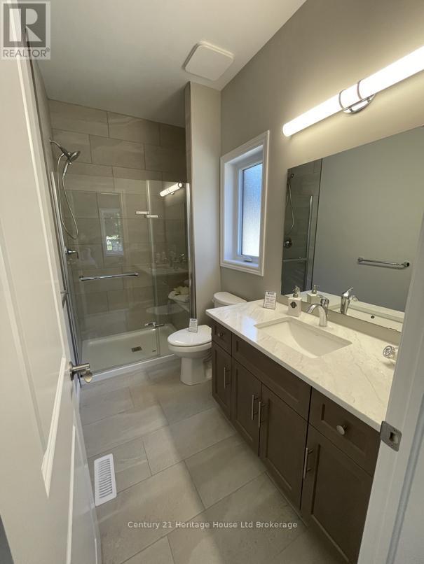 22 Matheson Crescent, East Zorra-Tavistock (Innerkip), ON - Indoor Photo Showing Bathroom