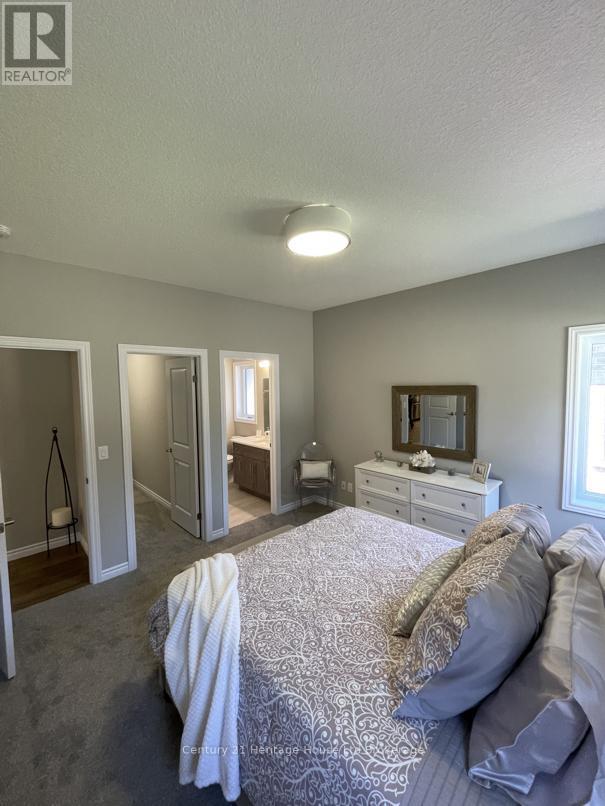 22 Matheson Crescent, East Zorra-Tavistock (Innerkip), ON - Indoor Photo Showing Bedroom