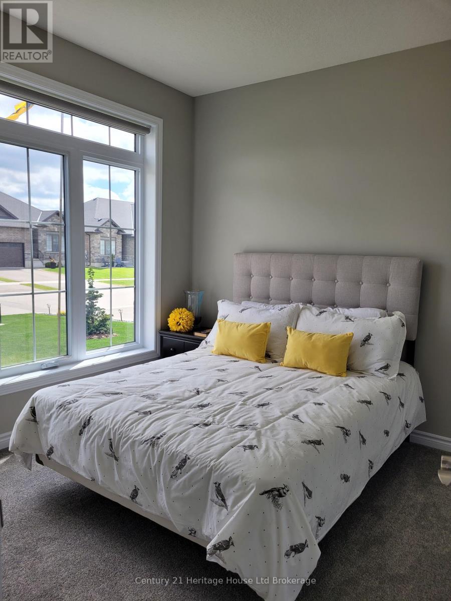 22 Matheson Crescent, East Zorra-Tavistock (Innerkip), ON - Indoor Photo Showing Bedroom