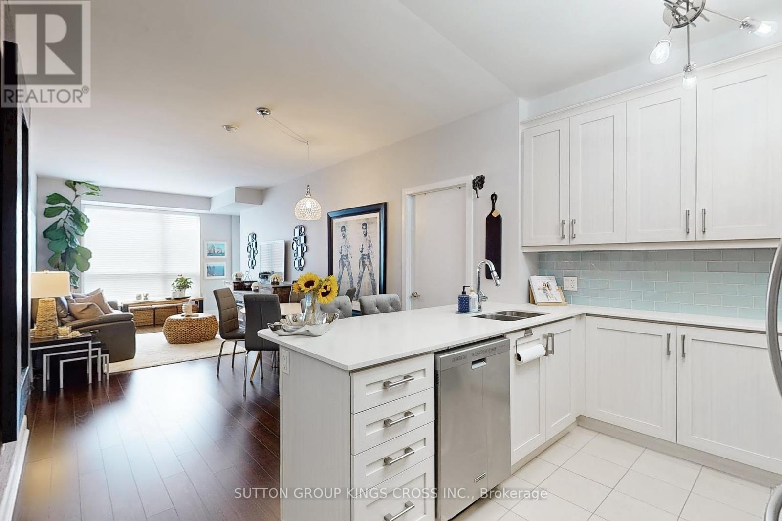 201 - 2470 Prince Michael Drive, Oakville, ON - Indoor Photo Showing Kitchen With Double Sink