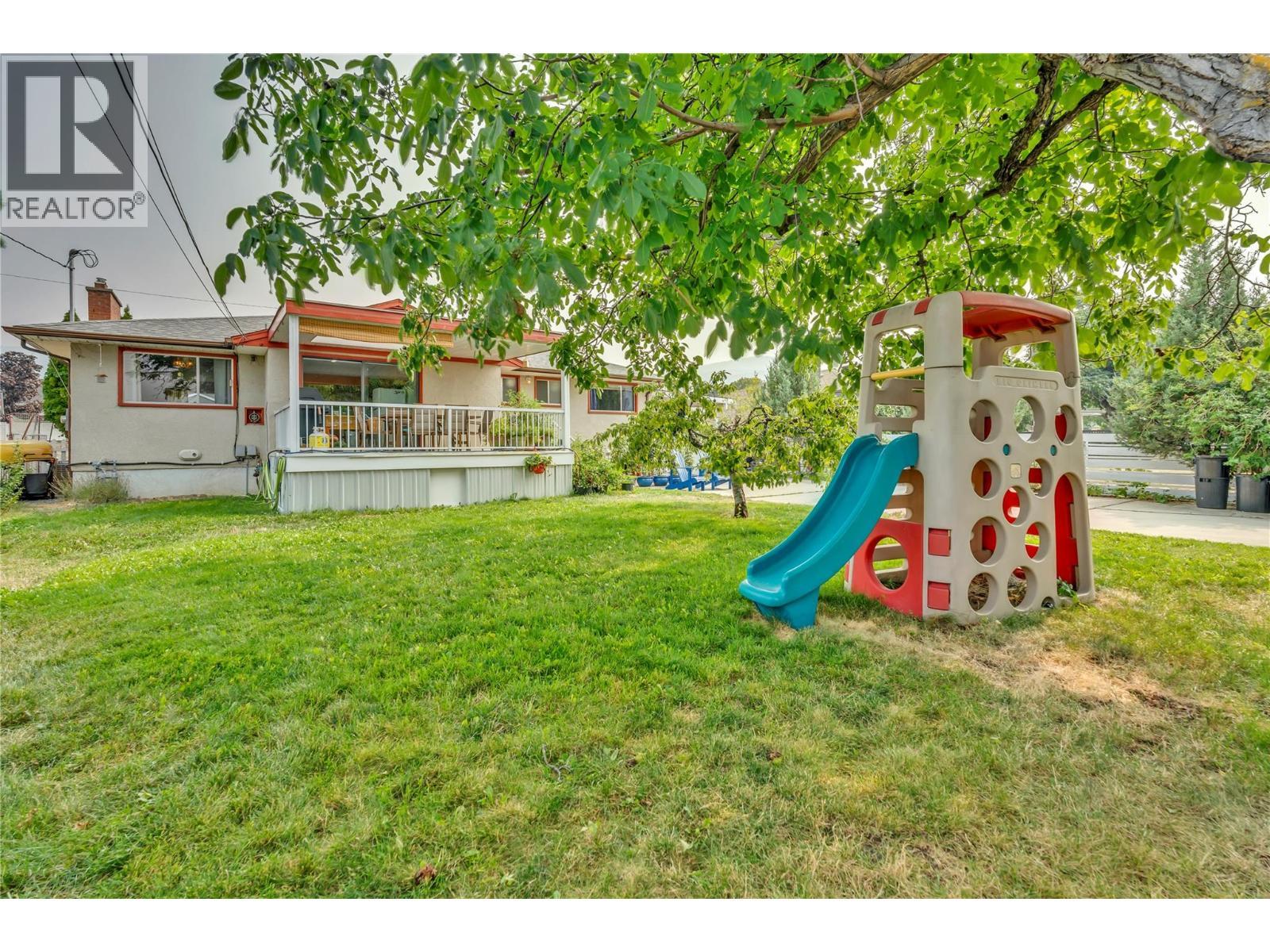 1467 Manitoba Street, Penticton, BC - Outdoor With Deck Patio Veranda
