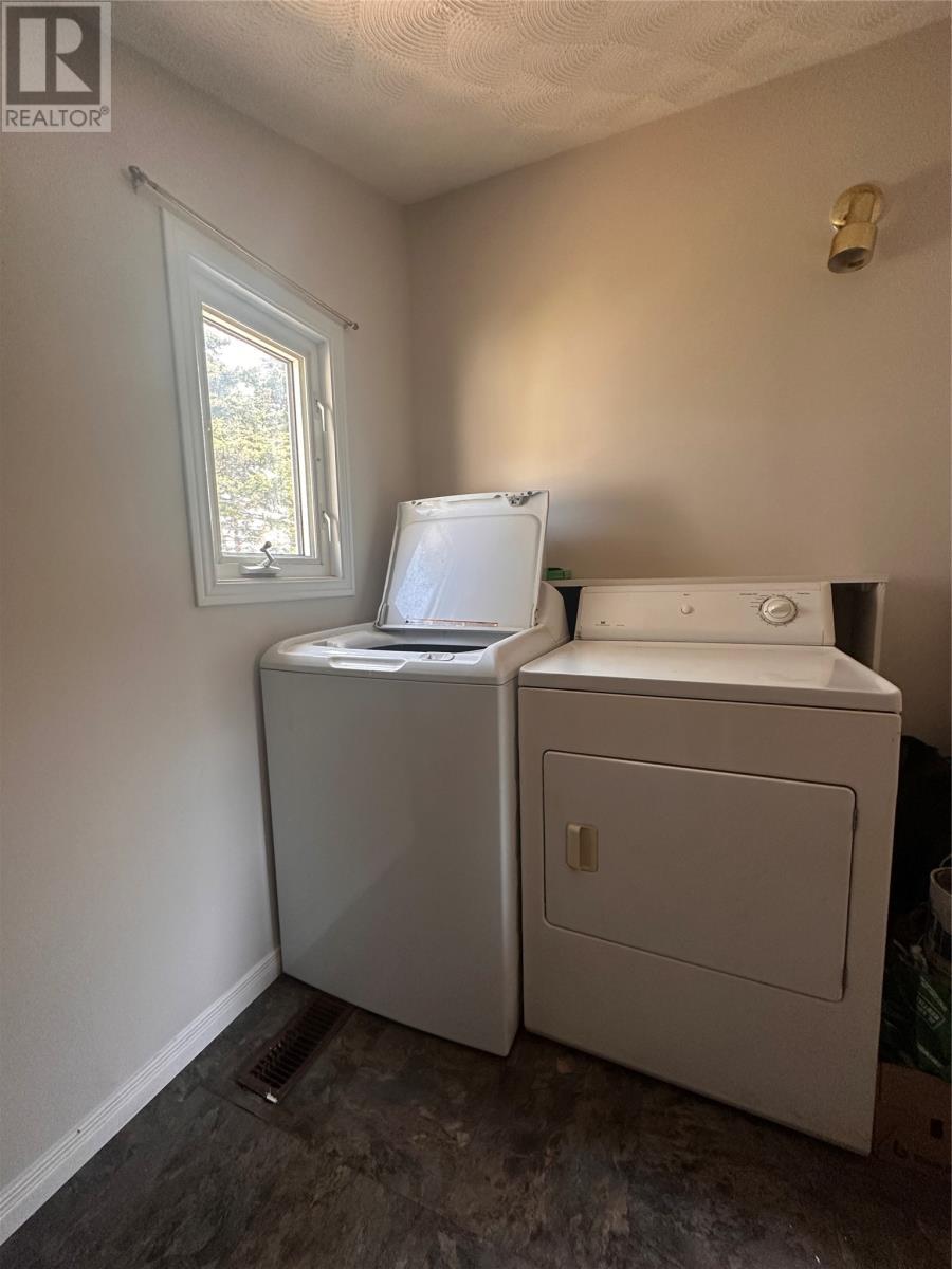 175 Marine Drive, Marystown, NL - Indoor Photo Showing Laundry Room