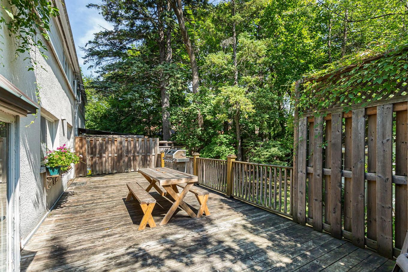 Patio - 84 Av. Dobie, Mont-Royal, QC - Outdoor