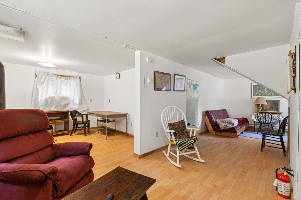 Salle familiale - 11 Ch. Lakeview, Alleyn-Et-Cawood, QC - Indoor