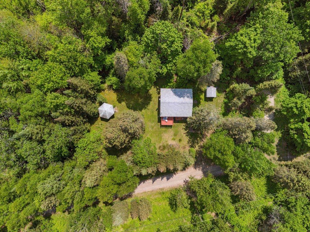 Photo aérienne - 11 Ch. Lakeview, Alleyn-Et-Cawood, QC - Outdoor