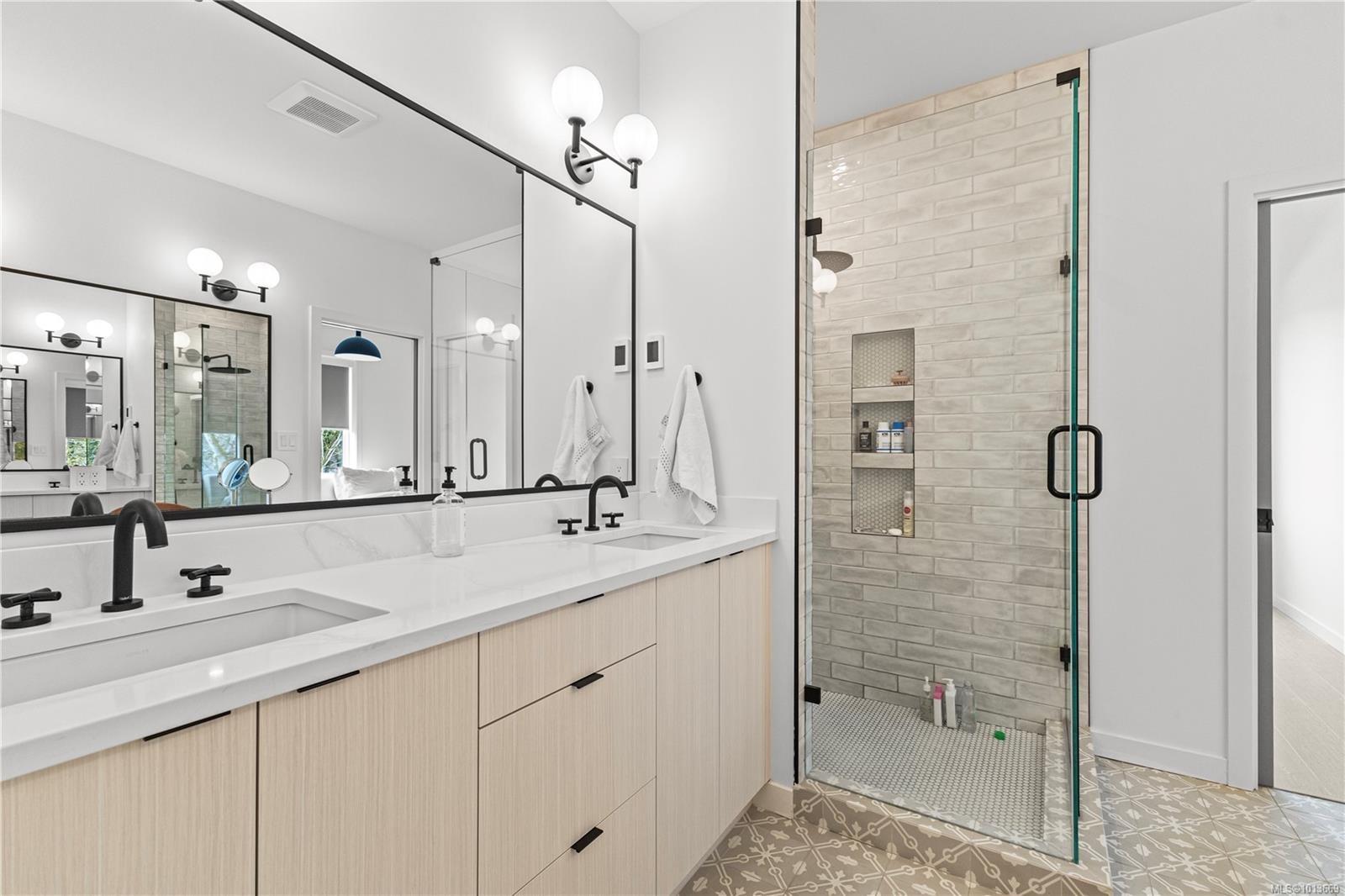 1046 Golden Spire Cres, Langford, BC