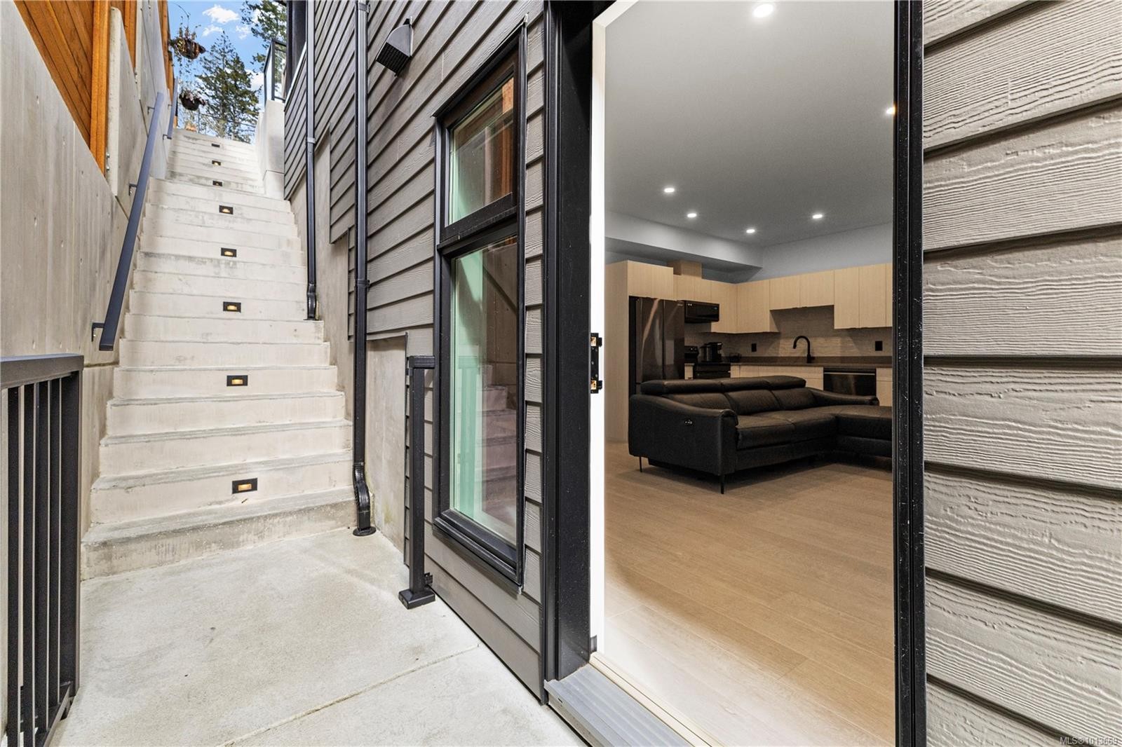 1046 Golden Spire Cres, Langford, BC