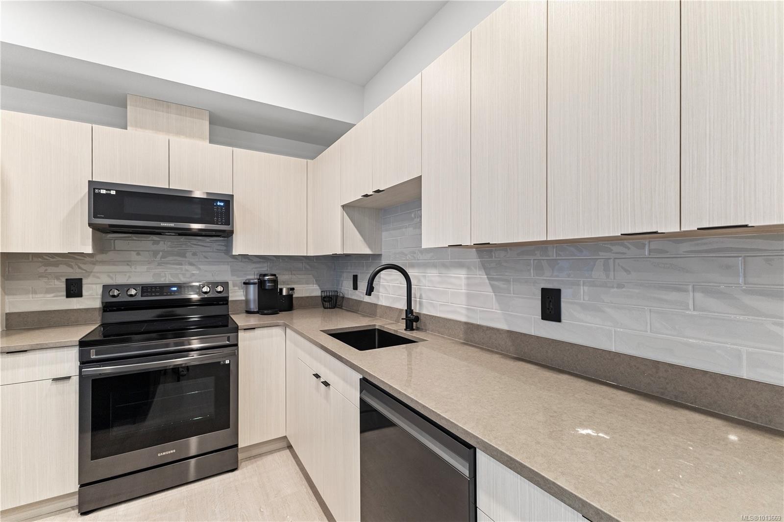 1046 Golden Spire Cres, Langford, BC