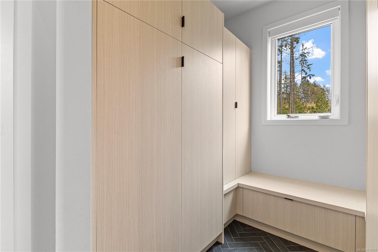 1046 Golden Spire Cres, Langford, BC