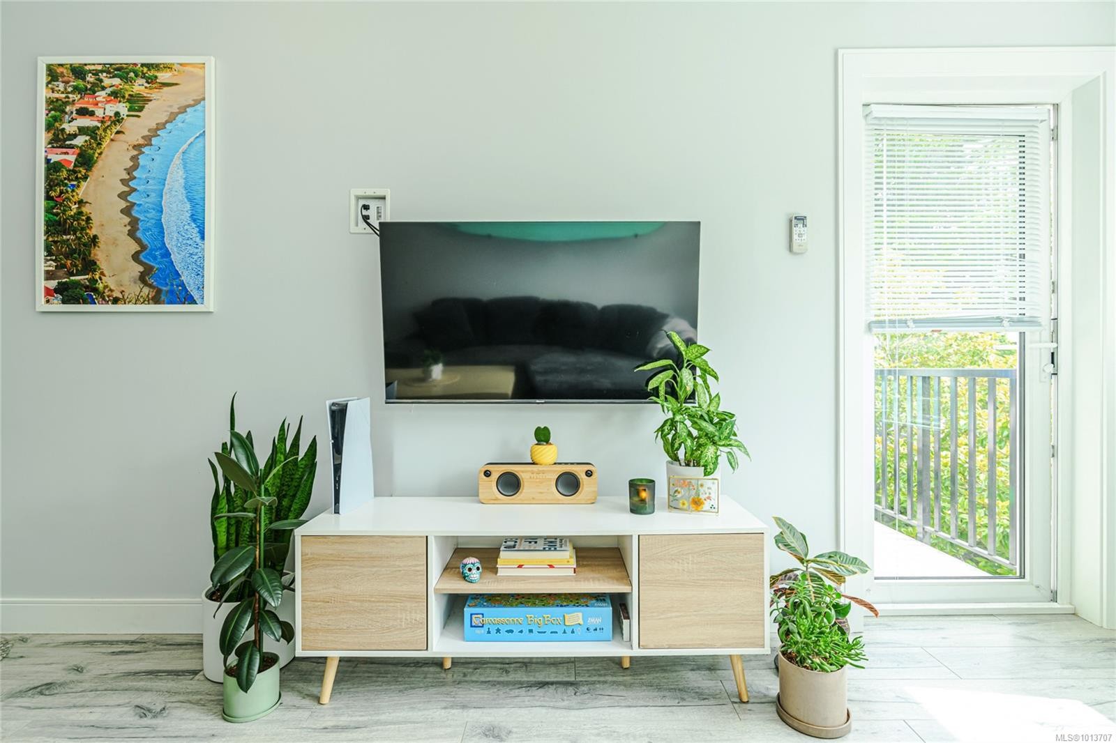 309-280 Island Hwy, View Royal, BC - Indoor