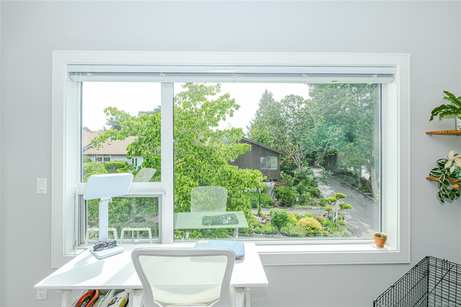 309-280 Island Hwy, View Royal, BC - Indoor