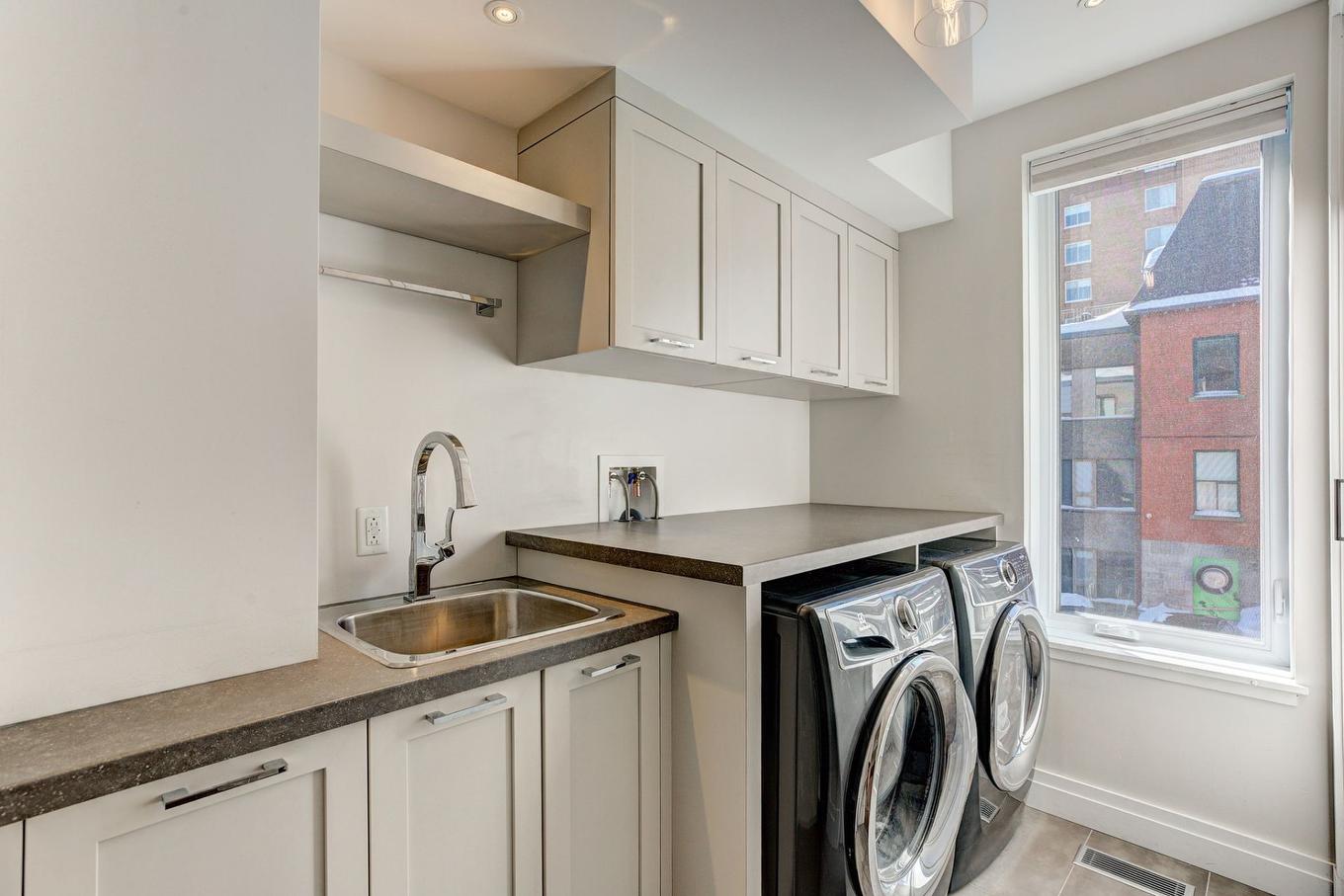 Salle de lavage - 3492Z Rue Simpson, Montréal (Ville-Marie), QC