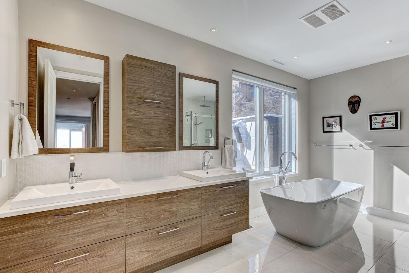 Salle de bains attenante à la CCP - 3492Z Rue Simpson, Montréal (Ville-Marie), QC