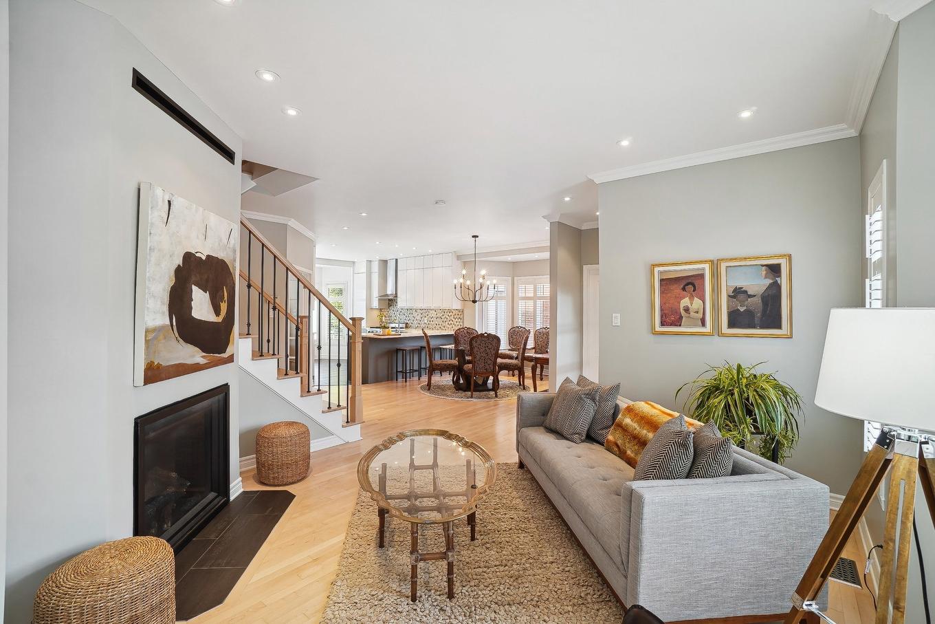 Living room - 390 Rue De La Sagittaire, Montréal (Verdun/Île-Des-Soeurs), QC - Indoor Photo Showing Living Room With Fireplace