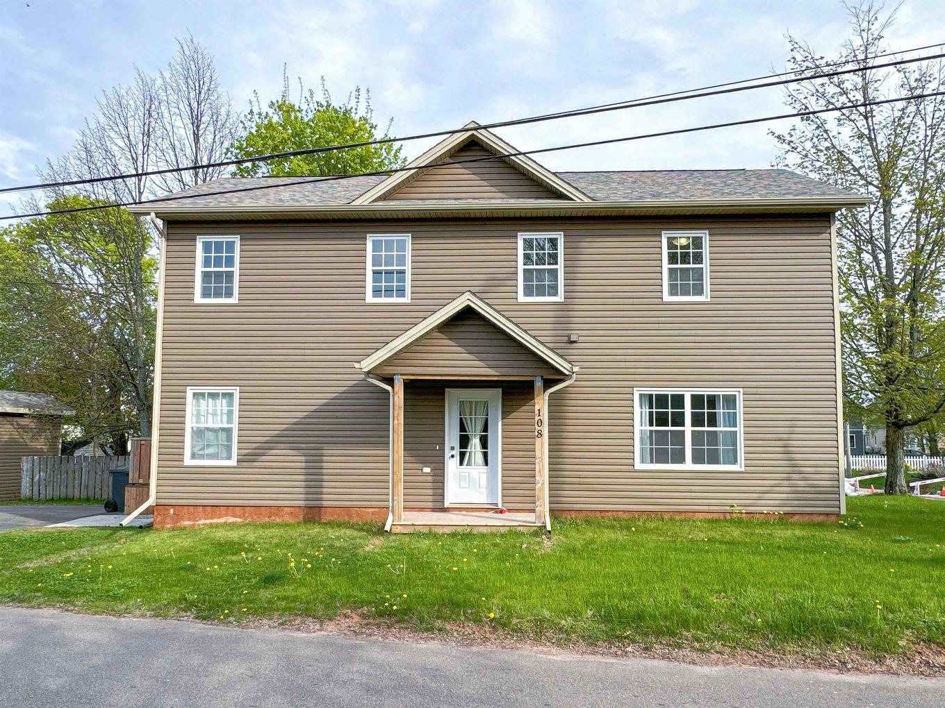 108 Mcgill Avenue, Charlottetown, PE