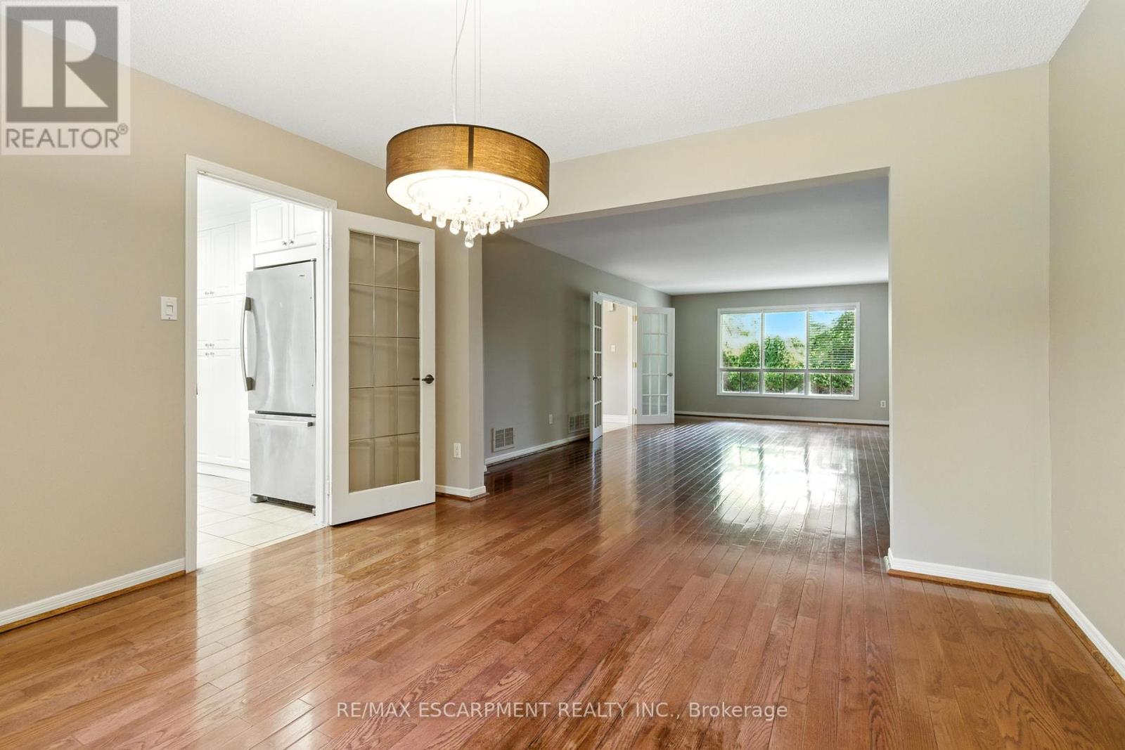 1624 Gallant Drive, Mississauga, ON - Indoor Photo Showing Other Room