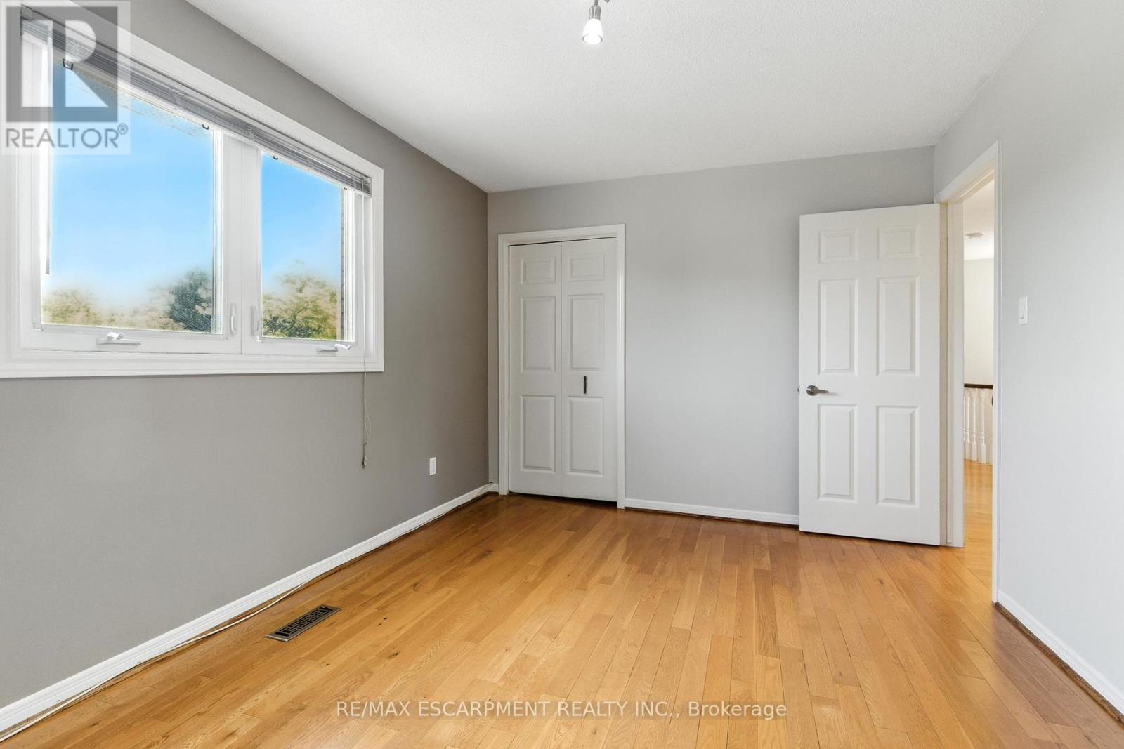 1624 Gallant Drive, Mississauga, ON - Indoor Photo Showing Other Room