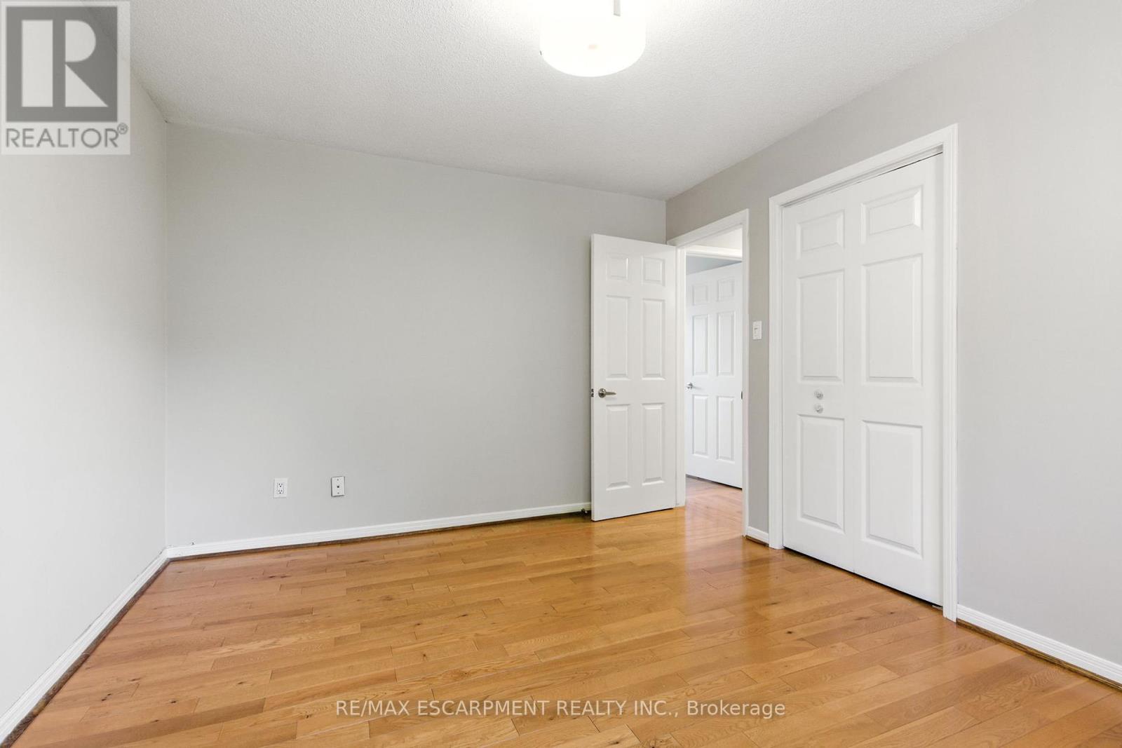1624 Gallant Drive, Mississauga, ON - Indoor Photo Showing Other Room