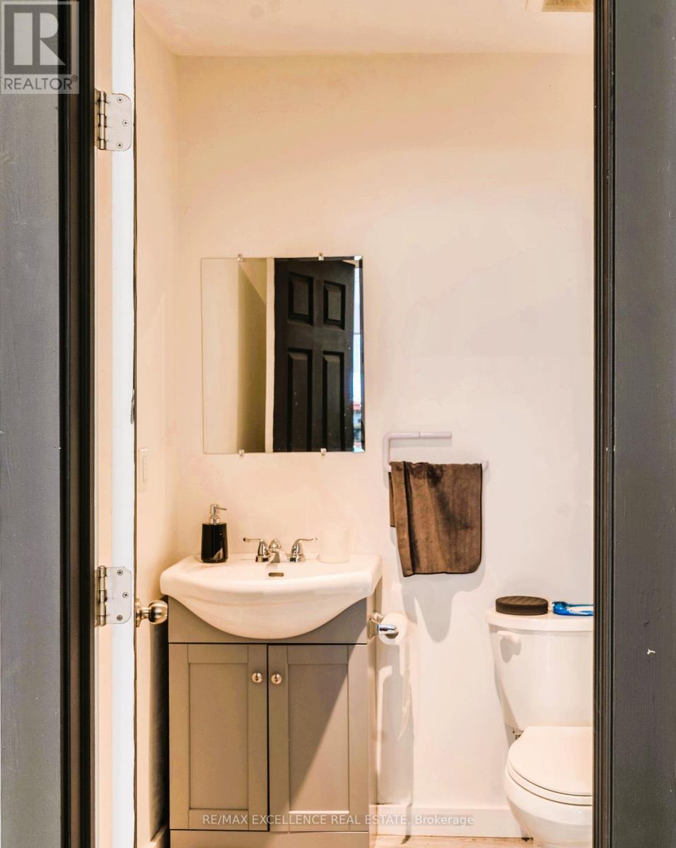 B1-11 - 1153 Pioneer Road N, Burlington, ON