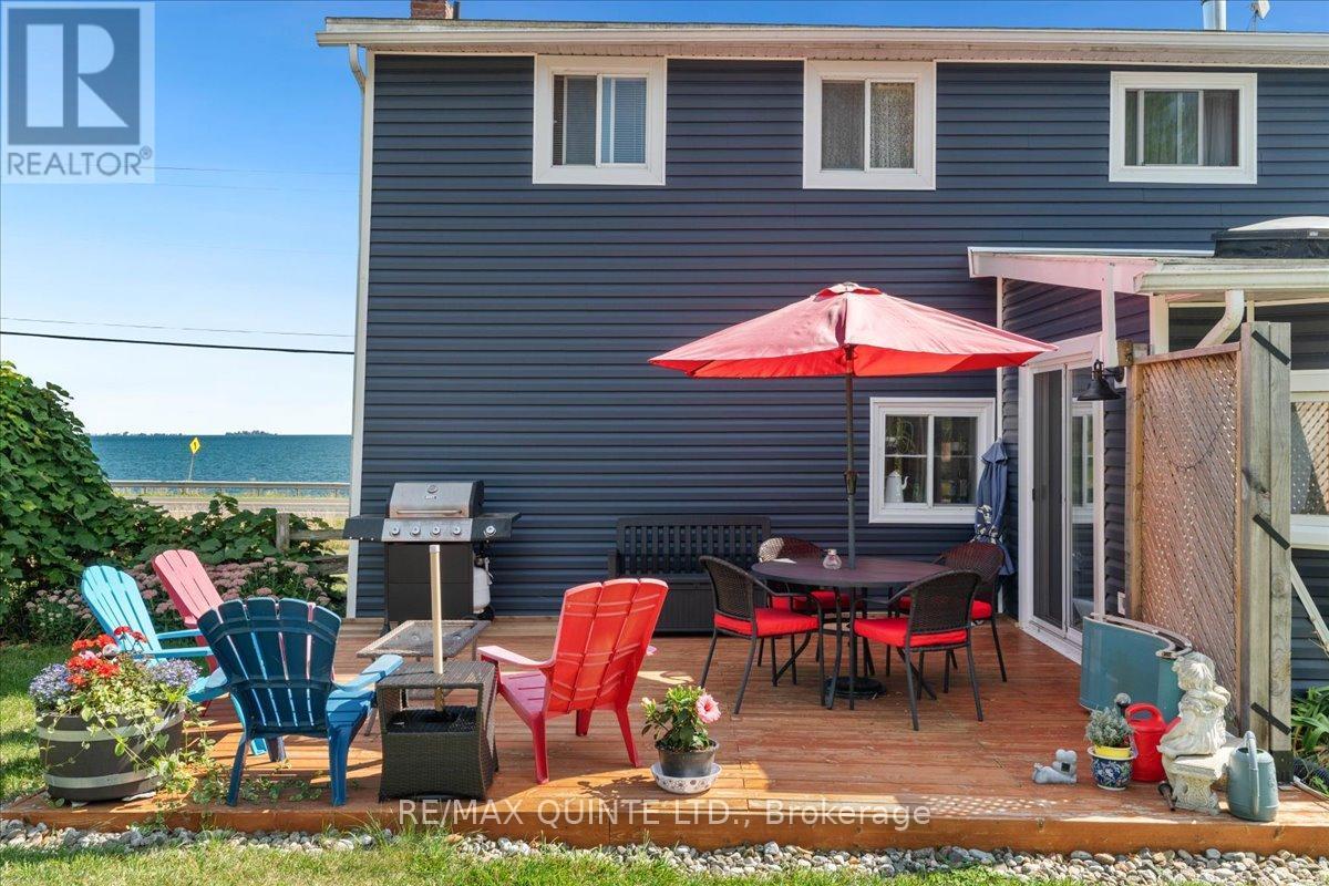 7763 Loyalist Parkway, Greater Napanee (Greater Napanee), ON - Outdoor With Deck Patio Veranda With Exterior