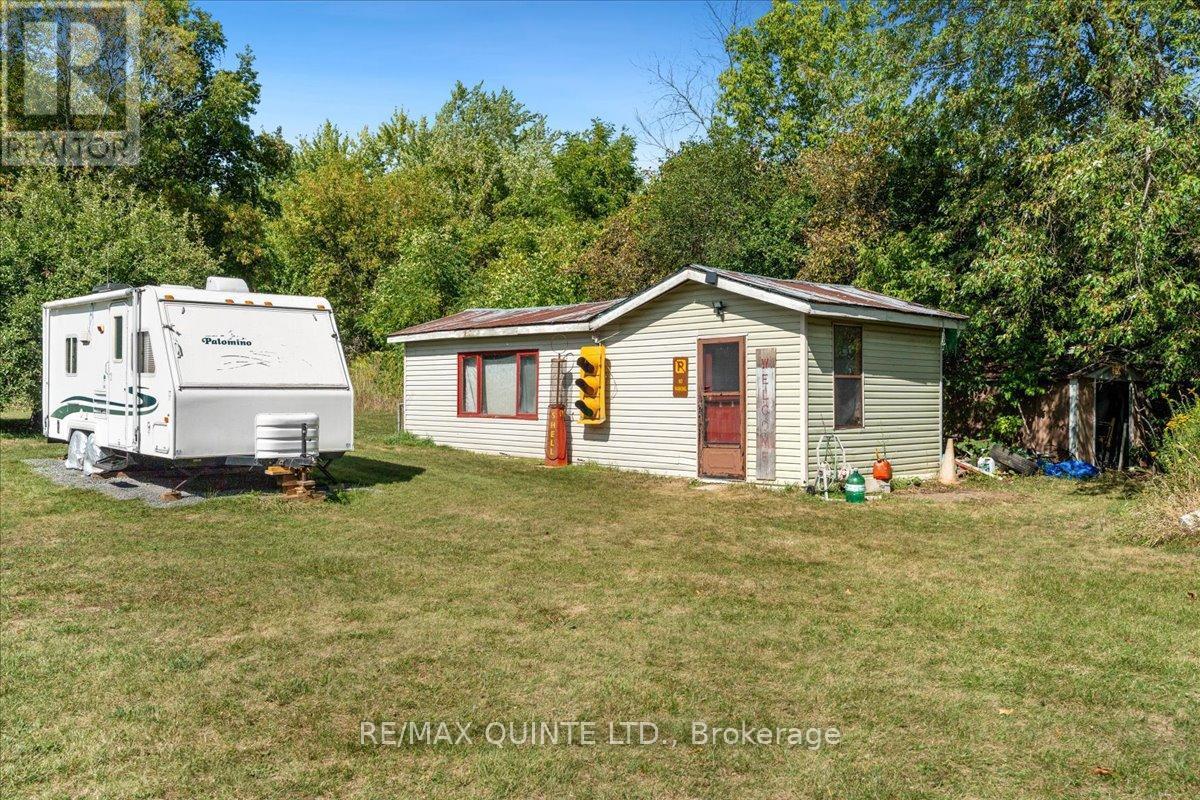 7763 Loyalist Parkway, Greater Napanee (Greater Napanee), ON - Outdoor