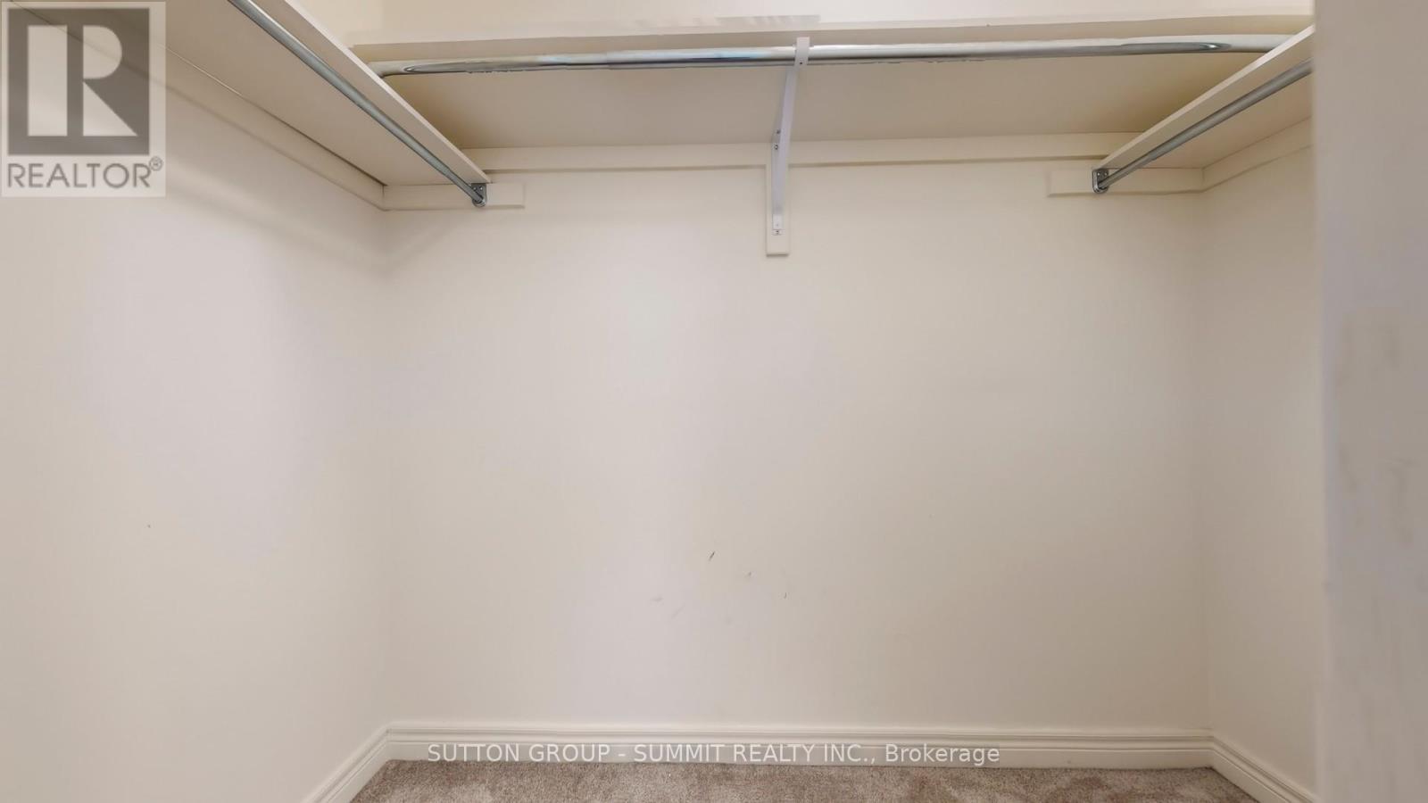 3964 Thomas Alton Boulevard, Burlington, ON - Indoor With Storage