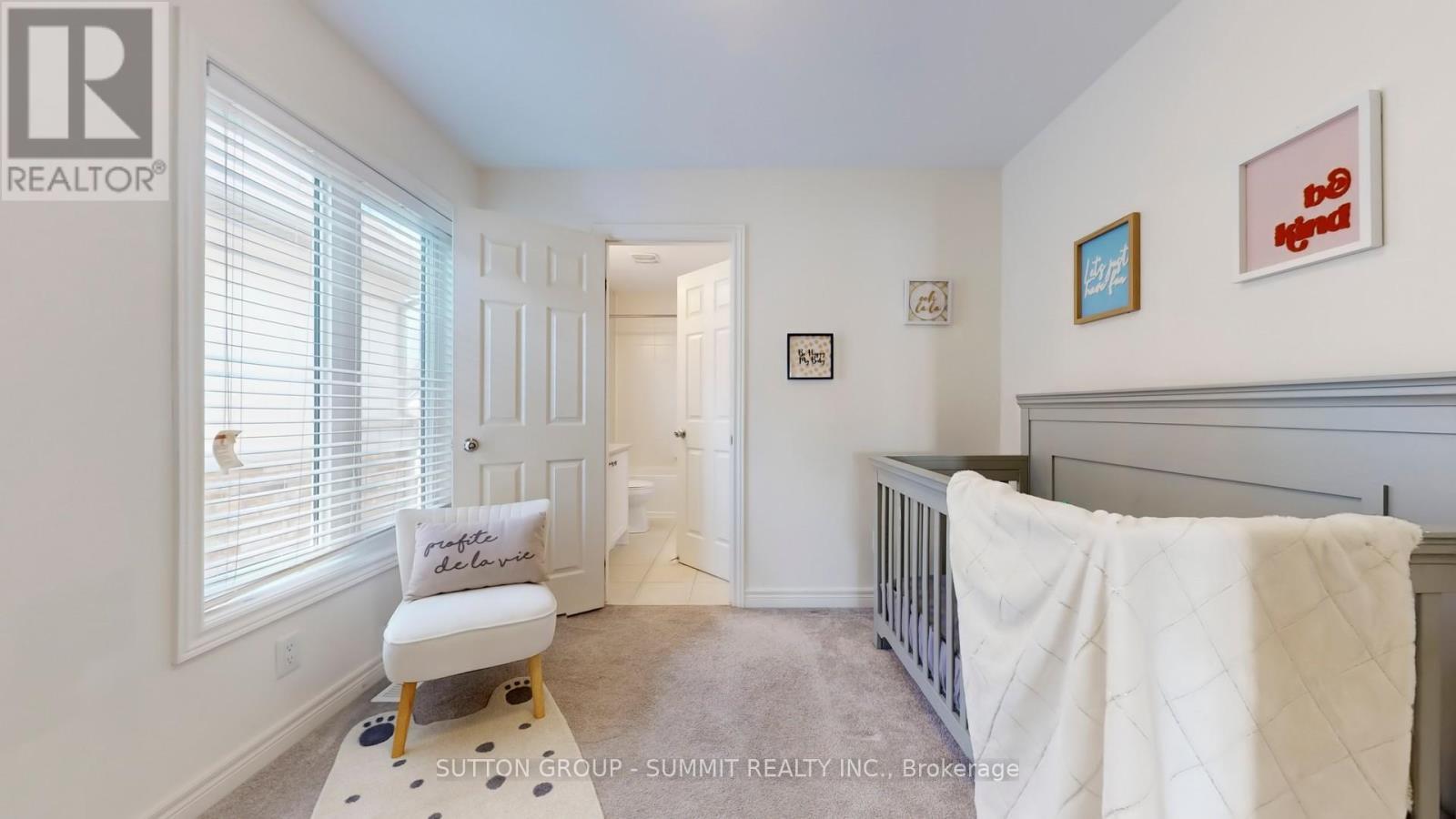 3964 Thomas Alton Boulevard, Burlington, ON - Indoor Photo Showing Bedroom