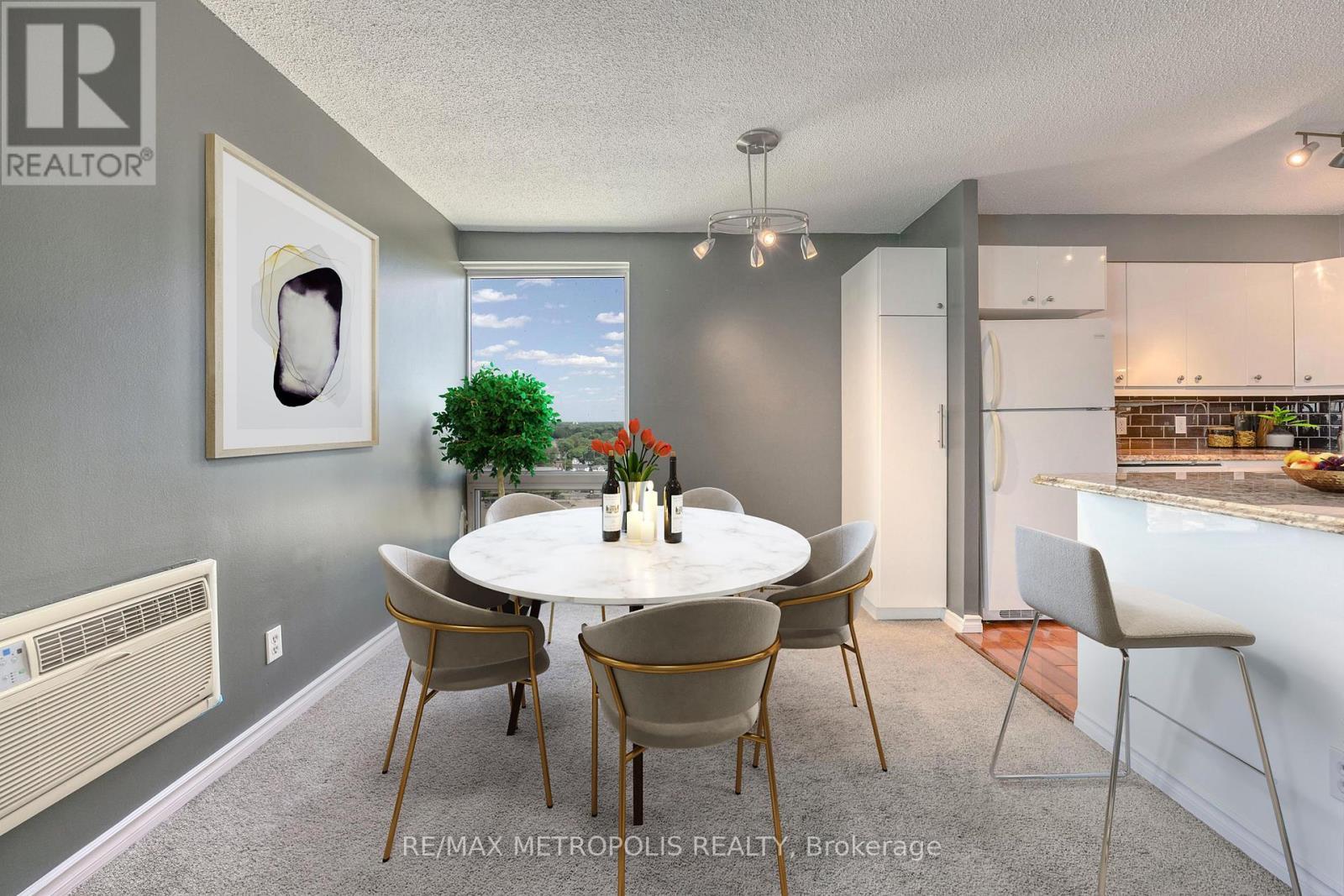 1408 - 155 Front Street N, Sarnia, ON - Indoor Photo Showing Dining Room