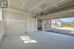 interior garage -