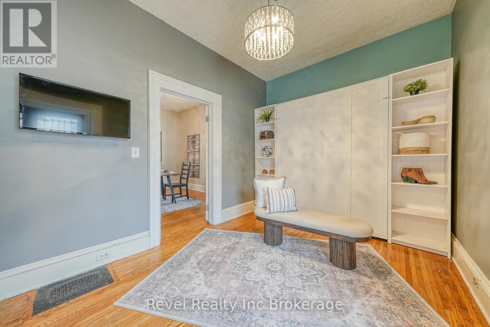 425 Ingersoll Avenue, Woodstock (Woodstock - North), ON - Indoor Photo Showing Other Room