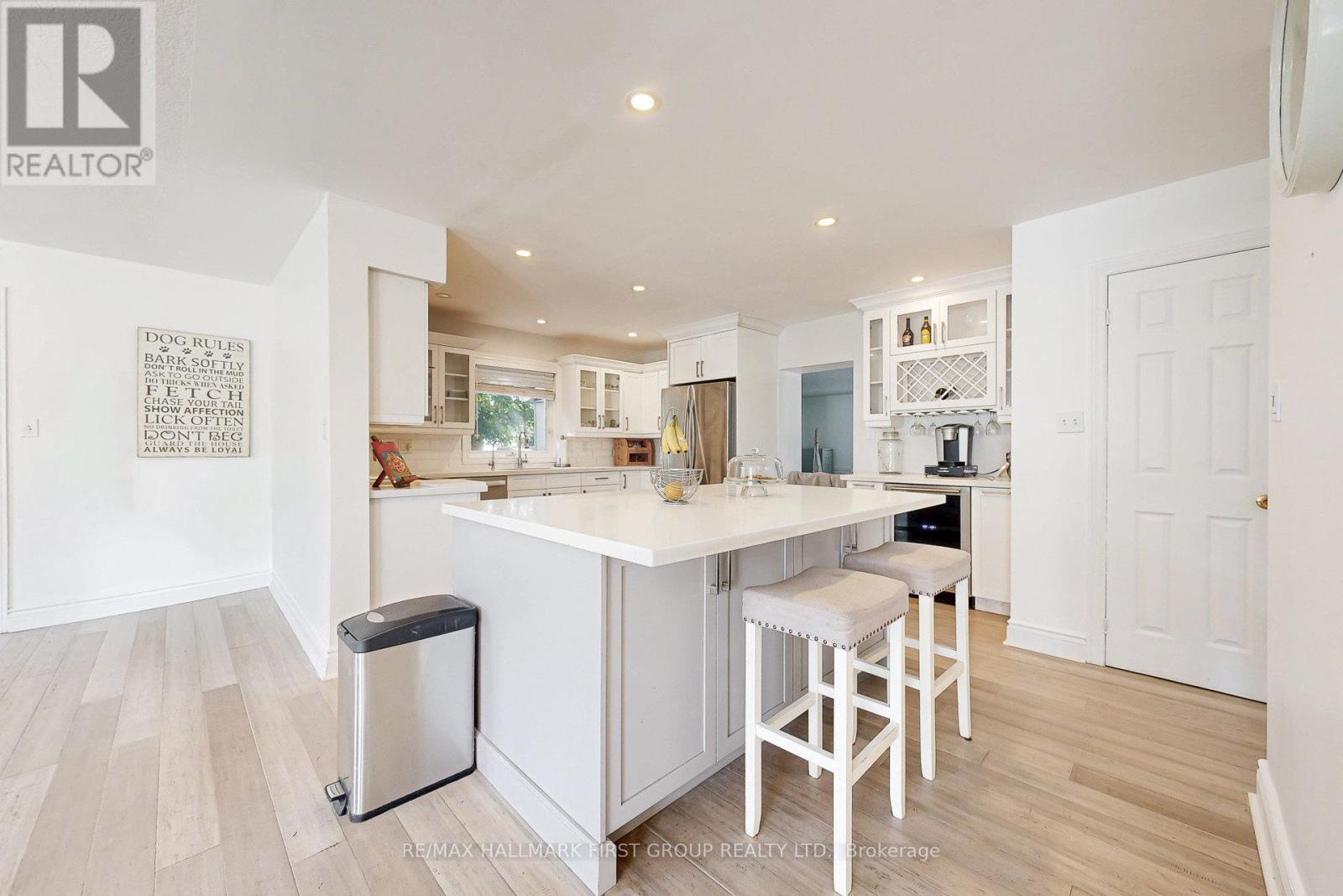 8063 King Street, Clarington, ON - Indoor