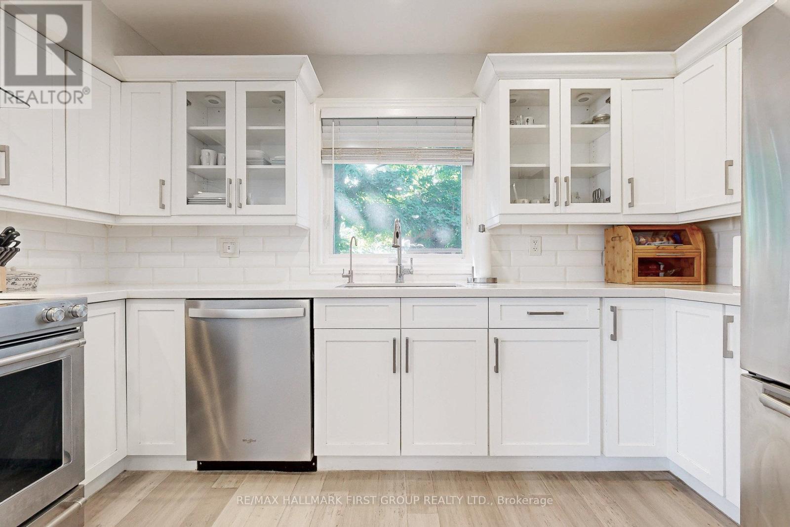 8063 King Street, Clarington, ON - Indoor Photo Showing Kitchen