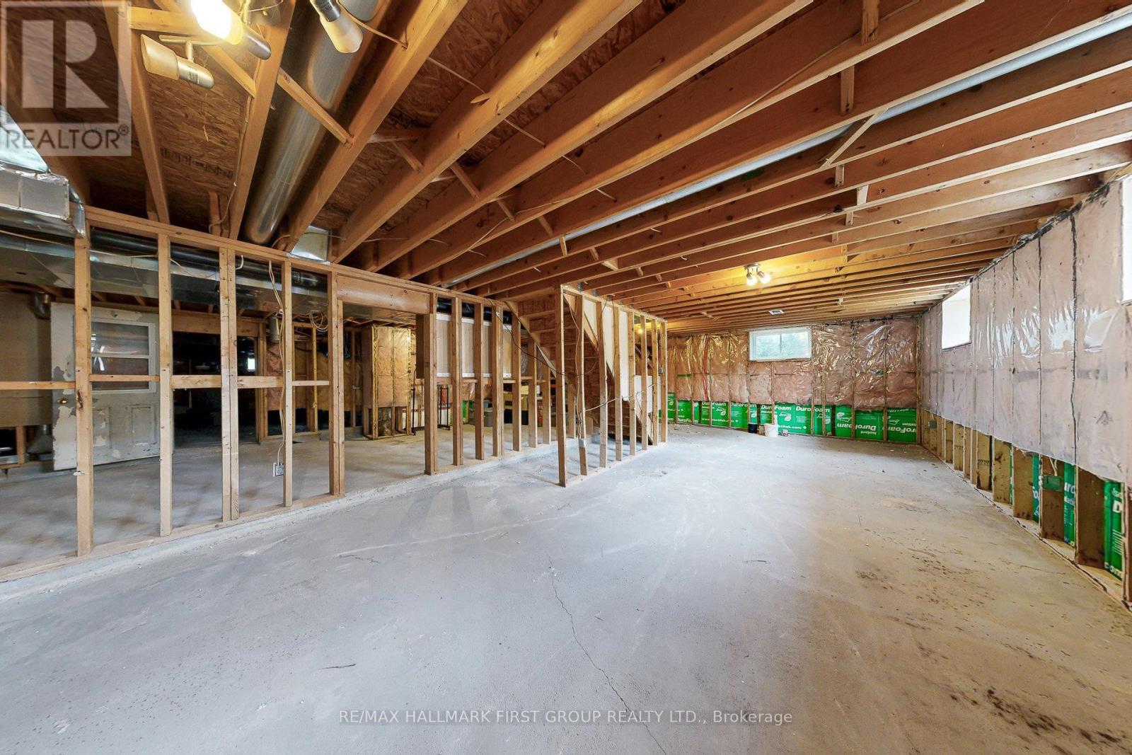 8063 King Street, Clarington, ON - Indoor Photo Showing Basement